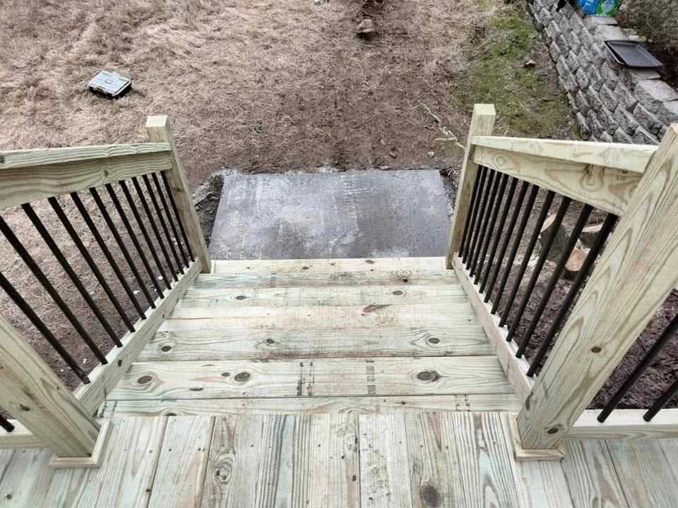 Westchase deck builders - deck stair landing construction